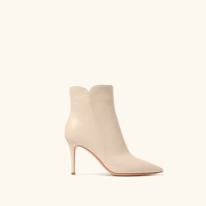 Beige boots